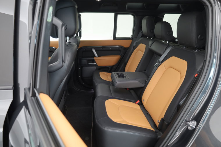 Vehicle Image 40