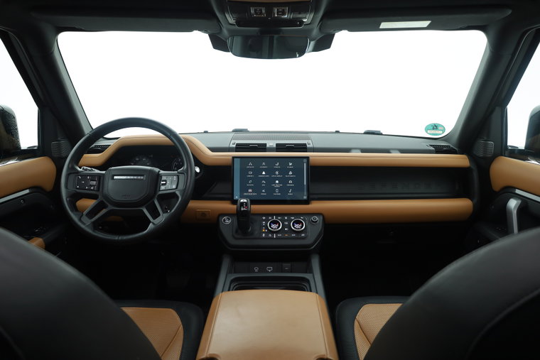 Vehicle Image 8