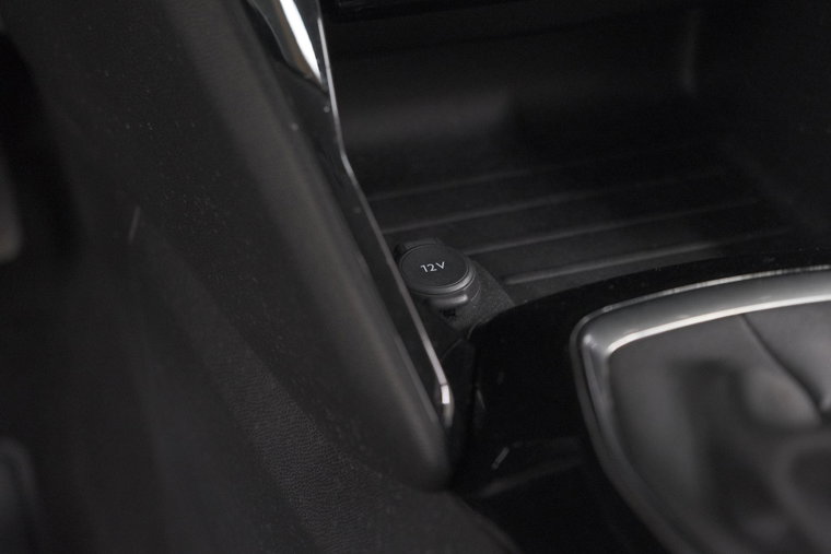Vehicle Image 38
