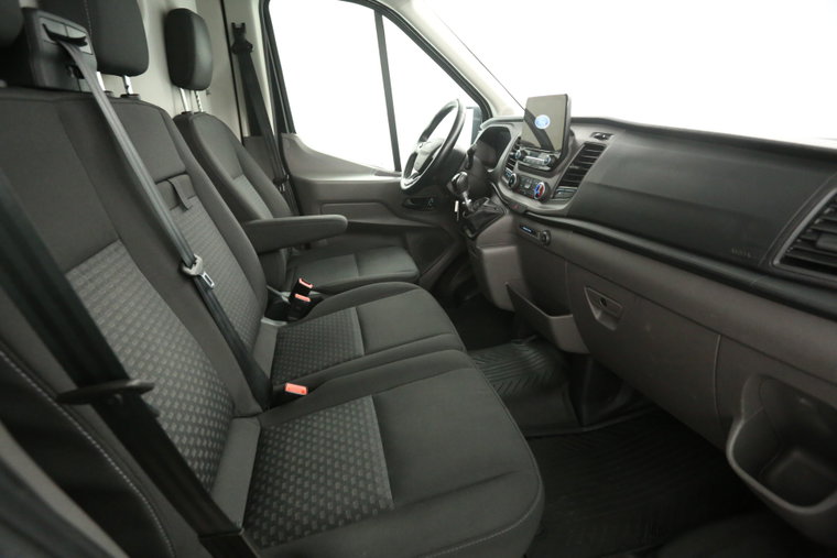 Vehicle Image 22