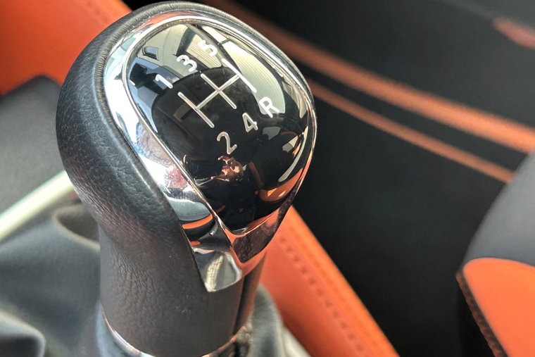 Vehicle Image 13
