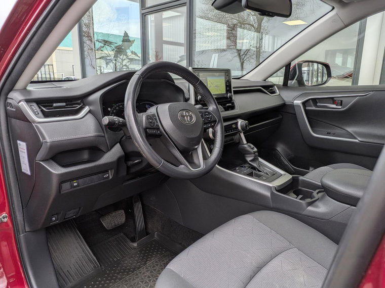 Vehicle Image 21