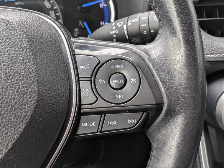 Vehicle Image 28