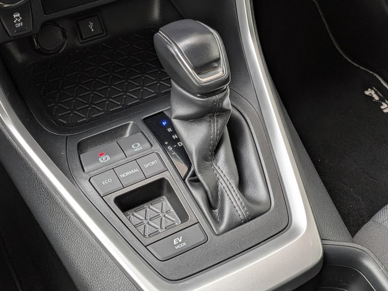 Vehicle Image 35