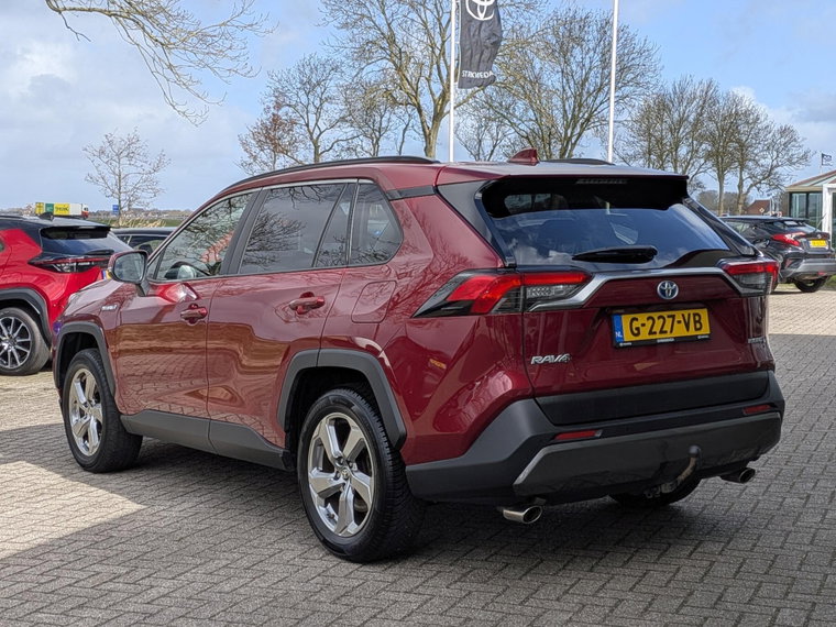 Vehicle Image 10