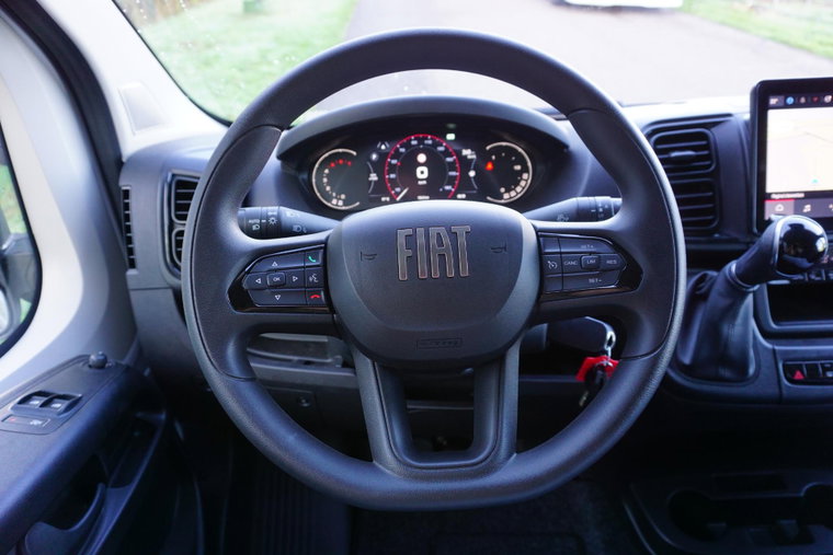 Vehicle Image 26