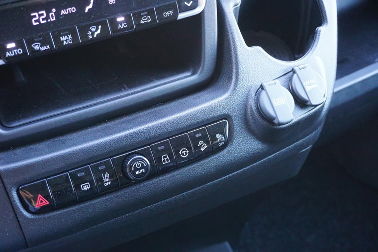 Vehicle Image 36
