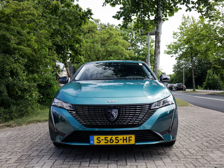 Vehicle Image 33