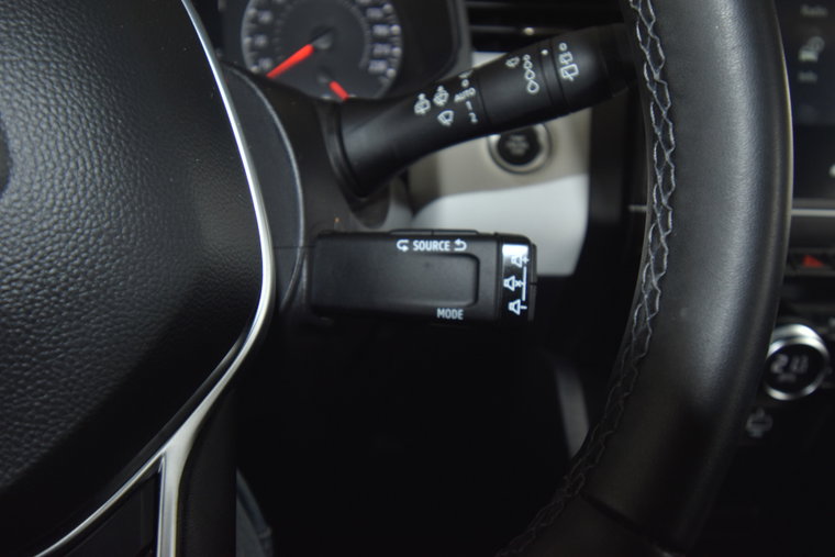 Vehicle Image 32