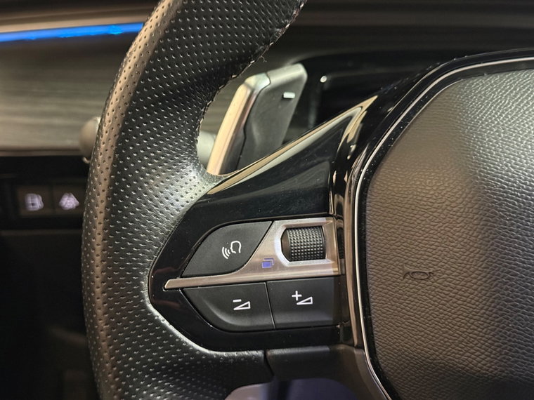 Vehicle Image 28
