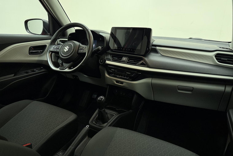 Vehicle Image 14