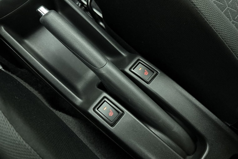 Vehicle Image 28
