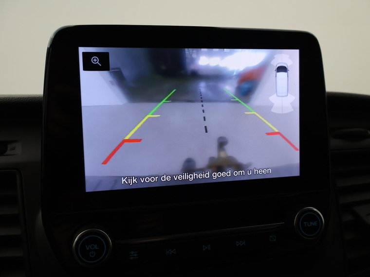Vehicle Image 37