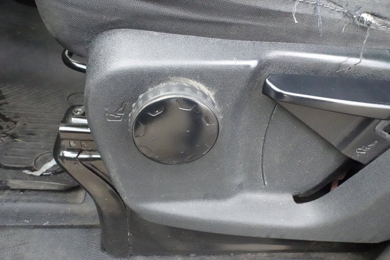 Vehicle Image 38