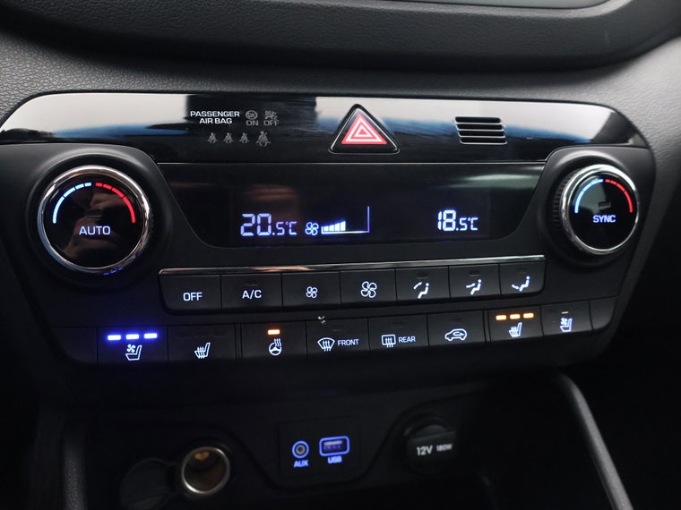 Vehicle Image 40