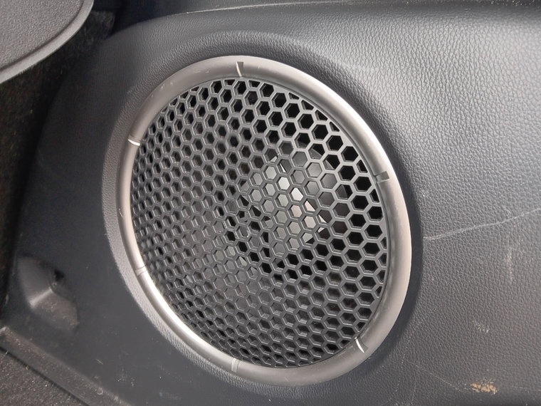 Vehicle Image 23