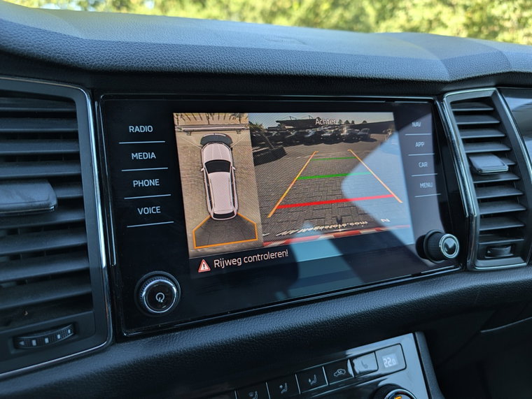 Vehicle Image 19