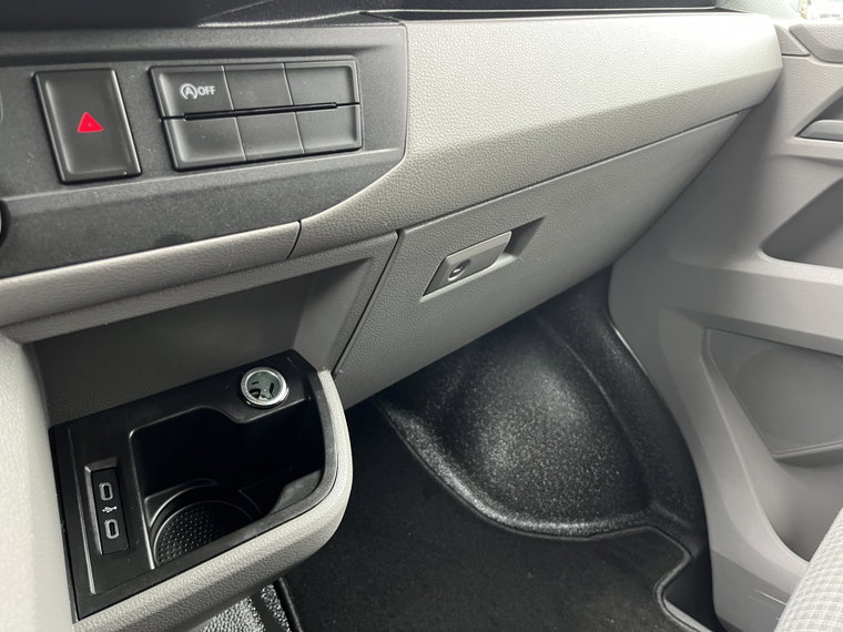 Vehicle Image 37