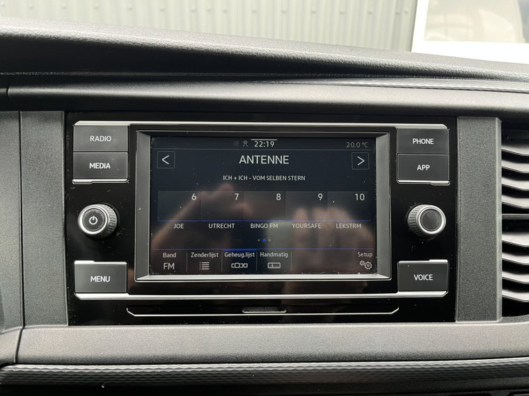 Vehicle Image 38