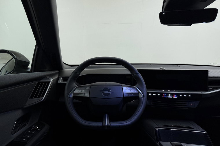 Vehicle Image 41