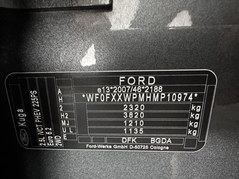 Vehicle Image 32
