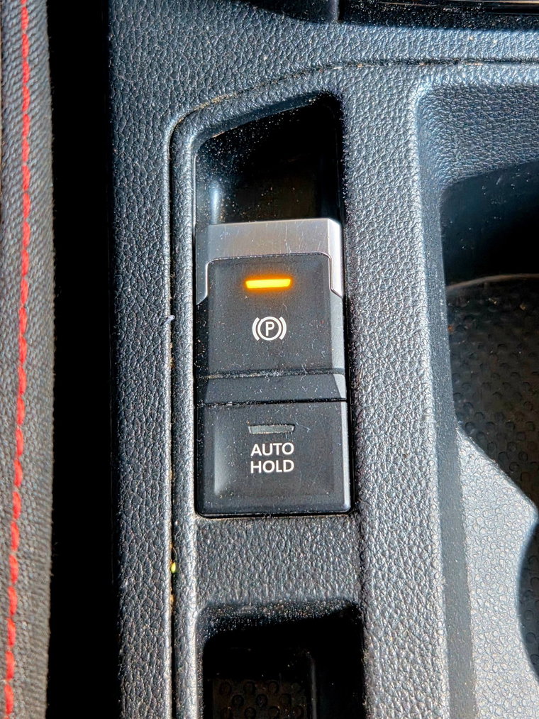 Vehicle Image 32