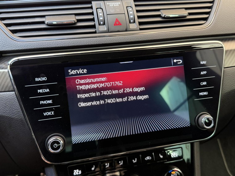 Vehicle Image 25