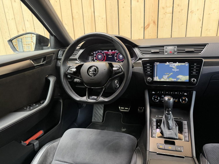 Vehicle Image 36