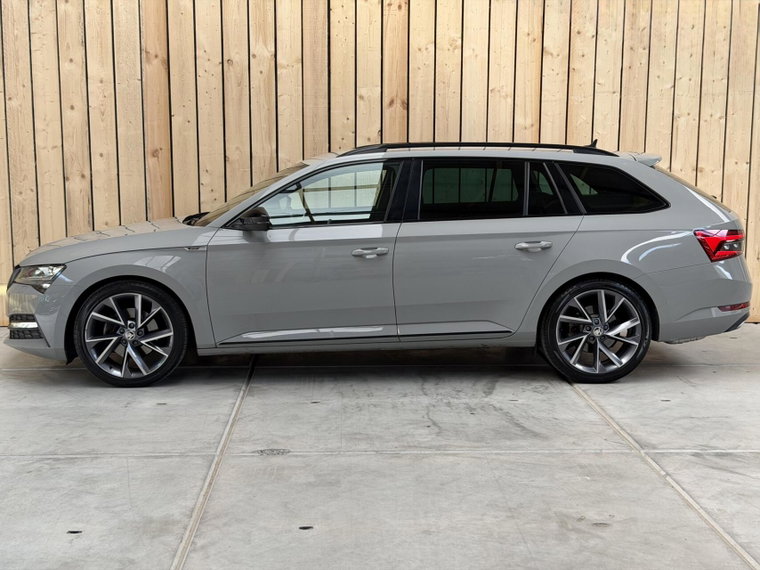 Vehicle Image 38