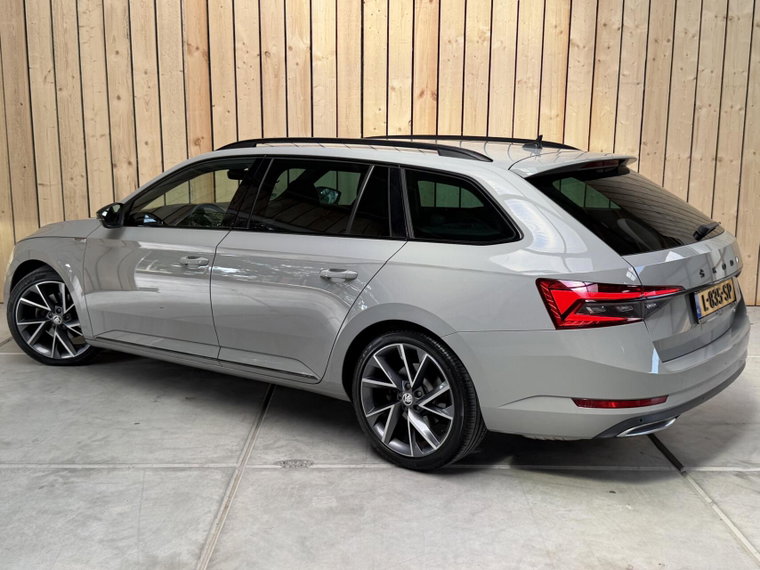 Vehicle Image 40
