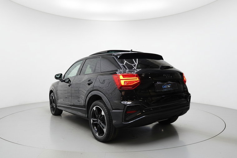 Vehicle Image 7