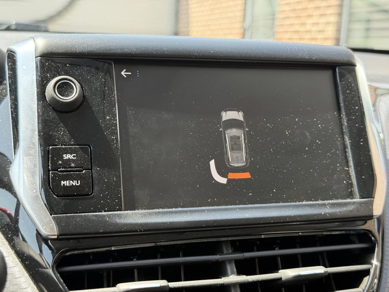 Vehicle Image 19