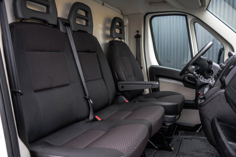 Vehicle Image 12