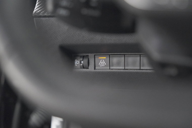 Vehicle Image 40