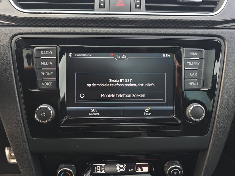 Vehicle Image 38