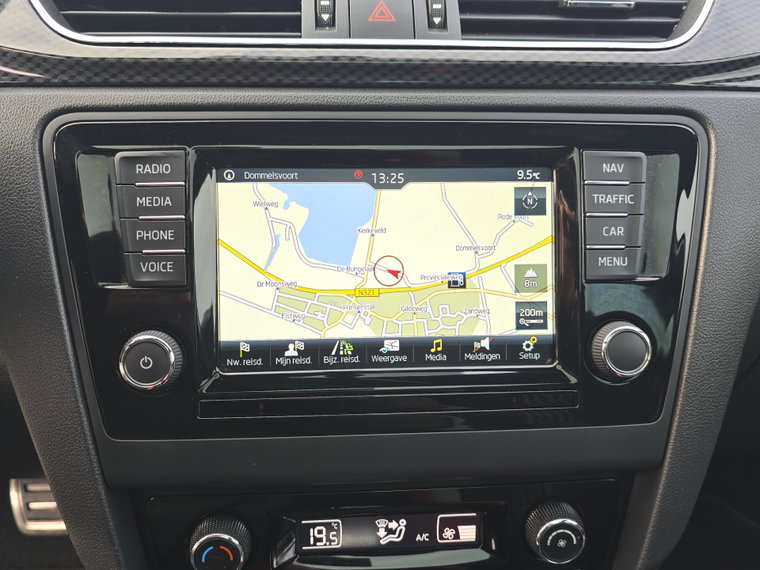 Vehicle Image 40