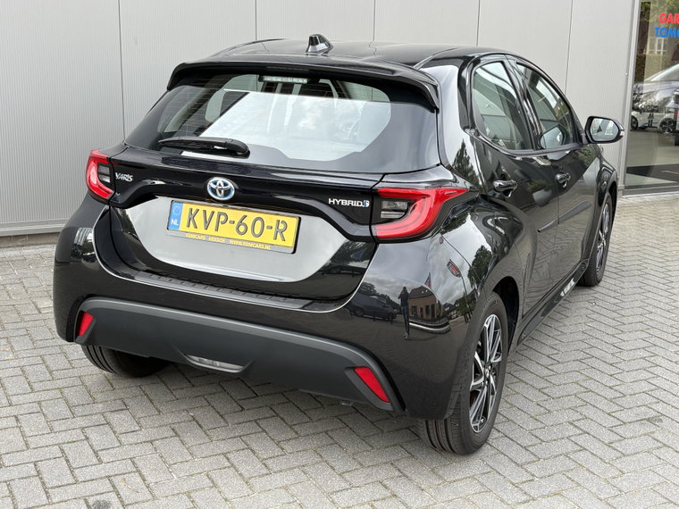 Vehicle Image 10