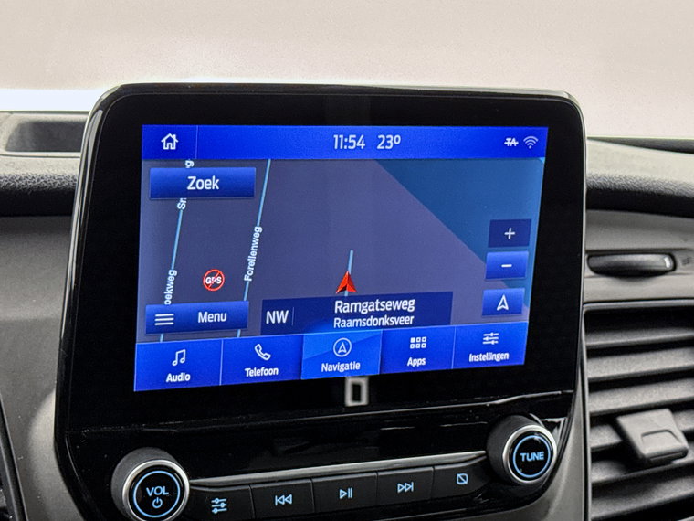 Vehicle Image 8