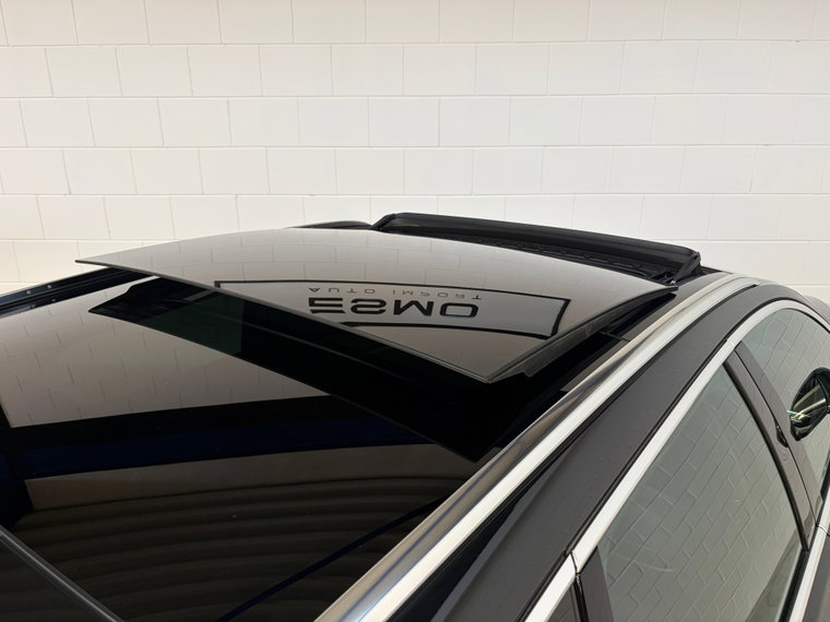 Vehicle Image 48