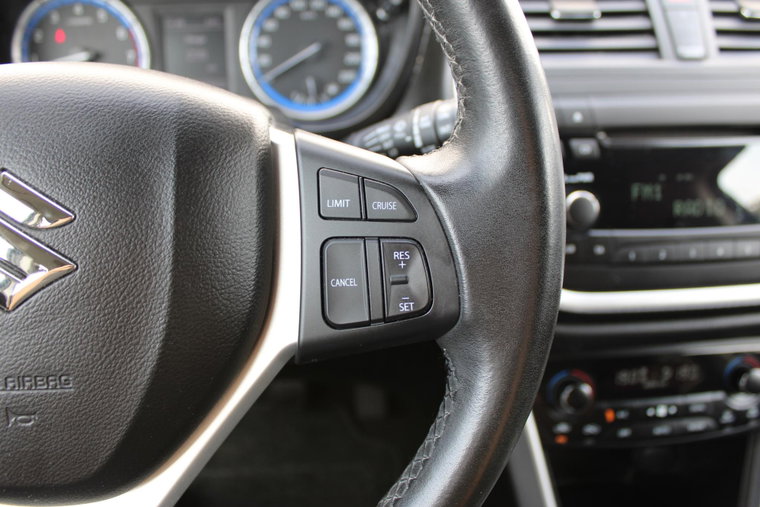 Vehicle Image 23