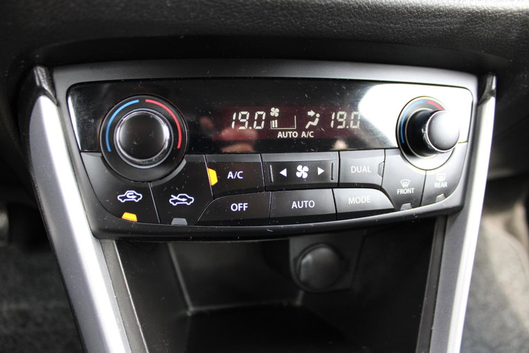 Vehicle Image 27