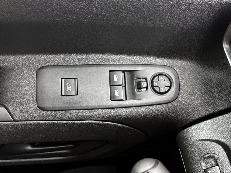 Vehicle Image 28