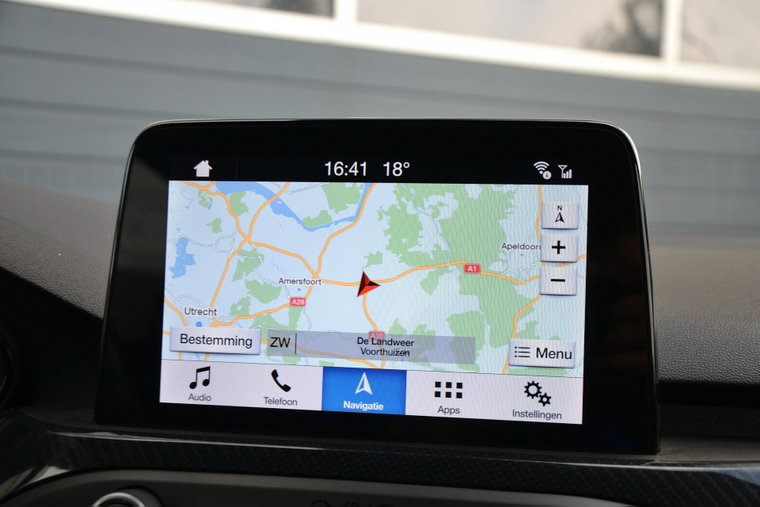 Vehicle Image 13