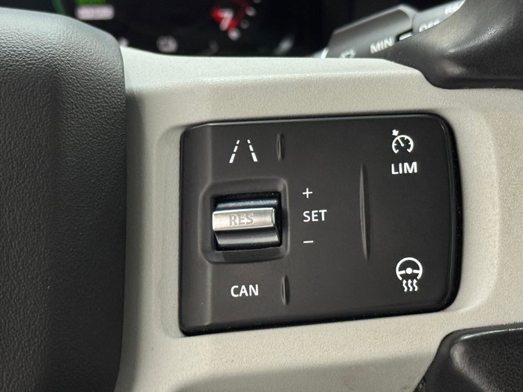 Vehicle Image 27