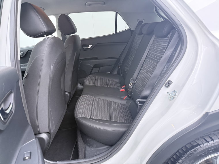 Vehicle Image 33