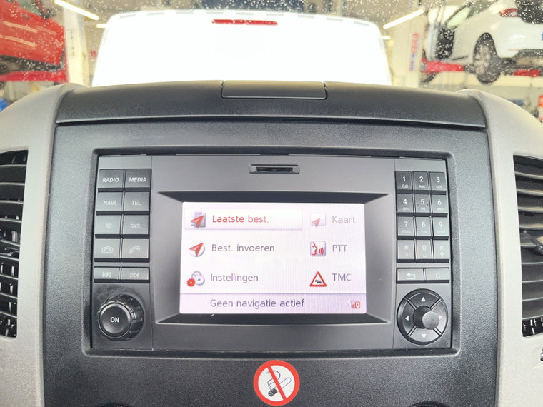 Vehicle Image 37