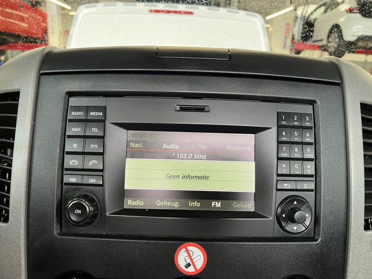 Vehicle Image 40