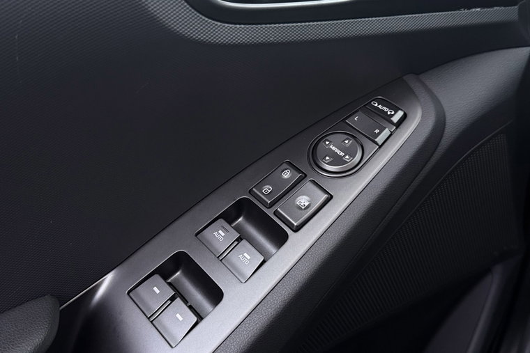 Vehicle Image 37