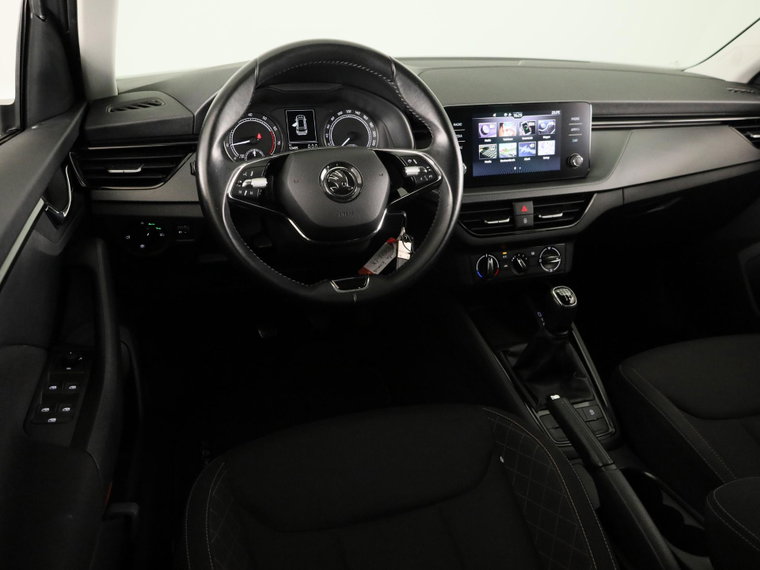 Vehicle Image 15