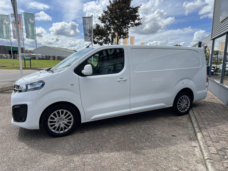 Vehicle Image 26